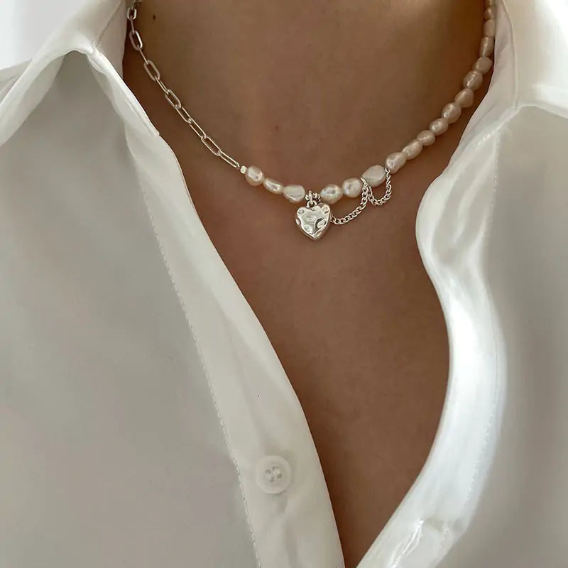 Asymmetry Pearls Necklace